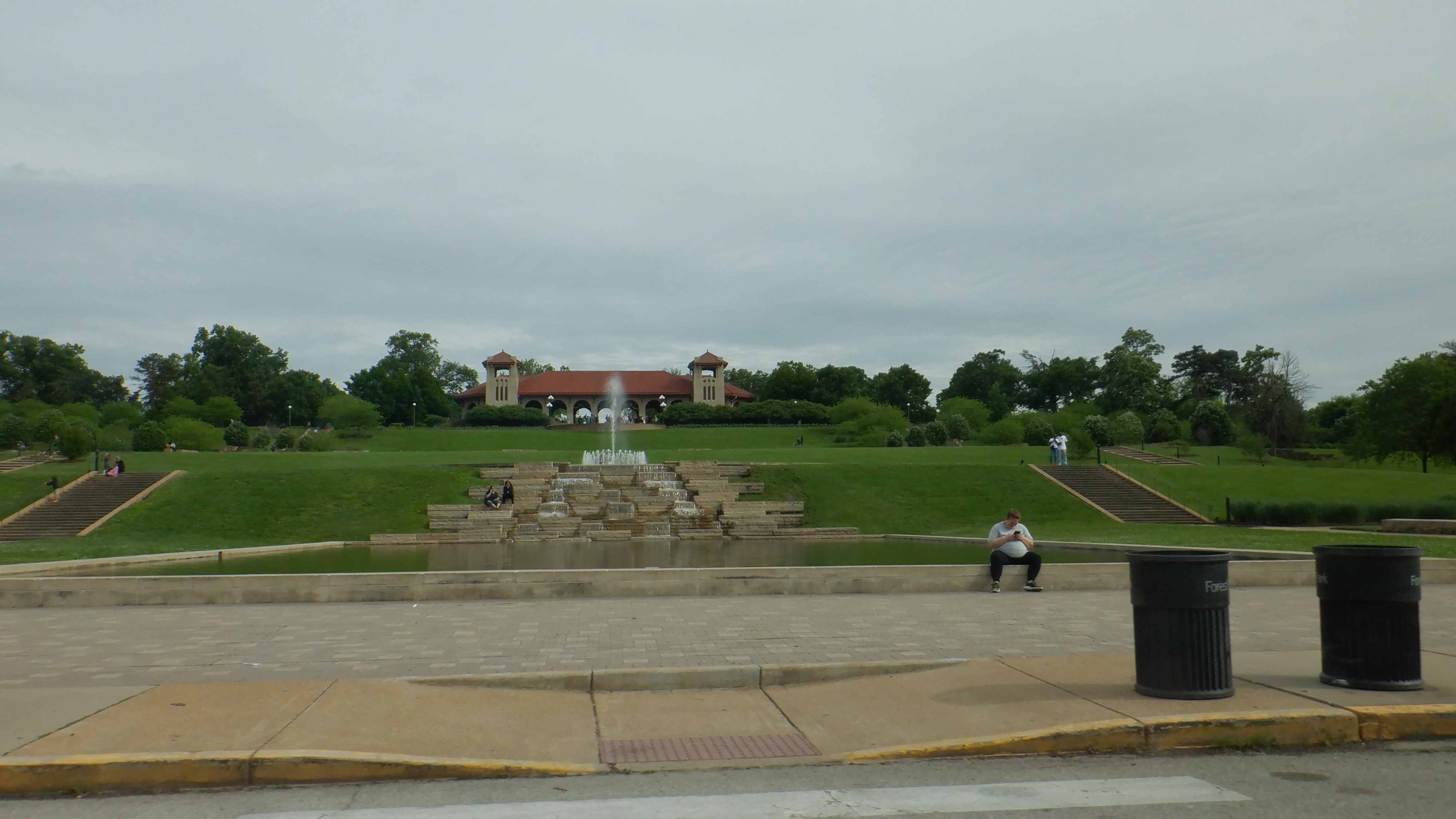 ./2022/06 - St Louis/02 - Day 2/20220522-175447111.JPG